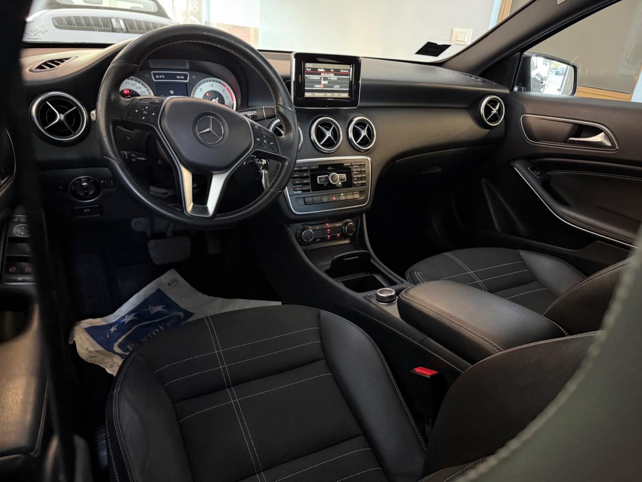 MERCEDES CLASSE A (W176) ('12'-'18') A 180 CDI AUTOMATIC DARK NIGHT EDITION (80 KW) Valore di listino: € 33534