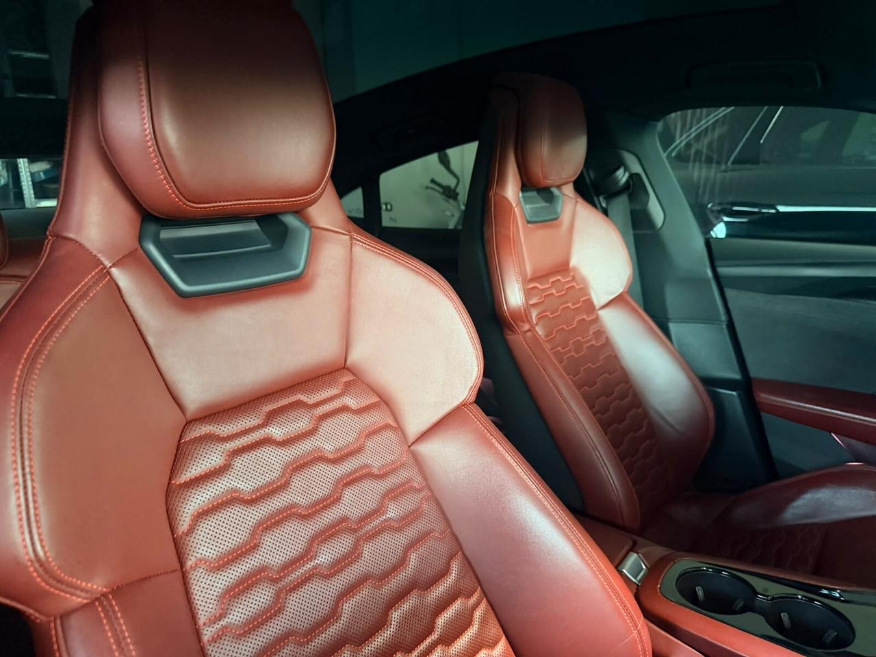 Audi E-tron GT quattro