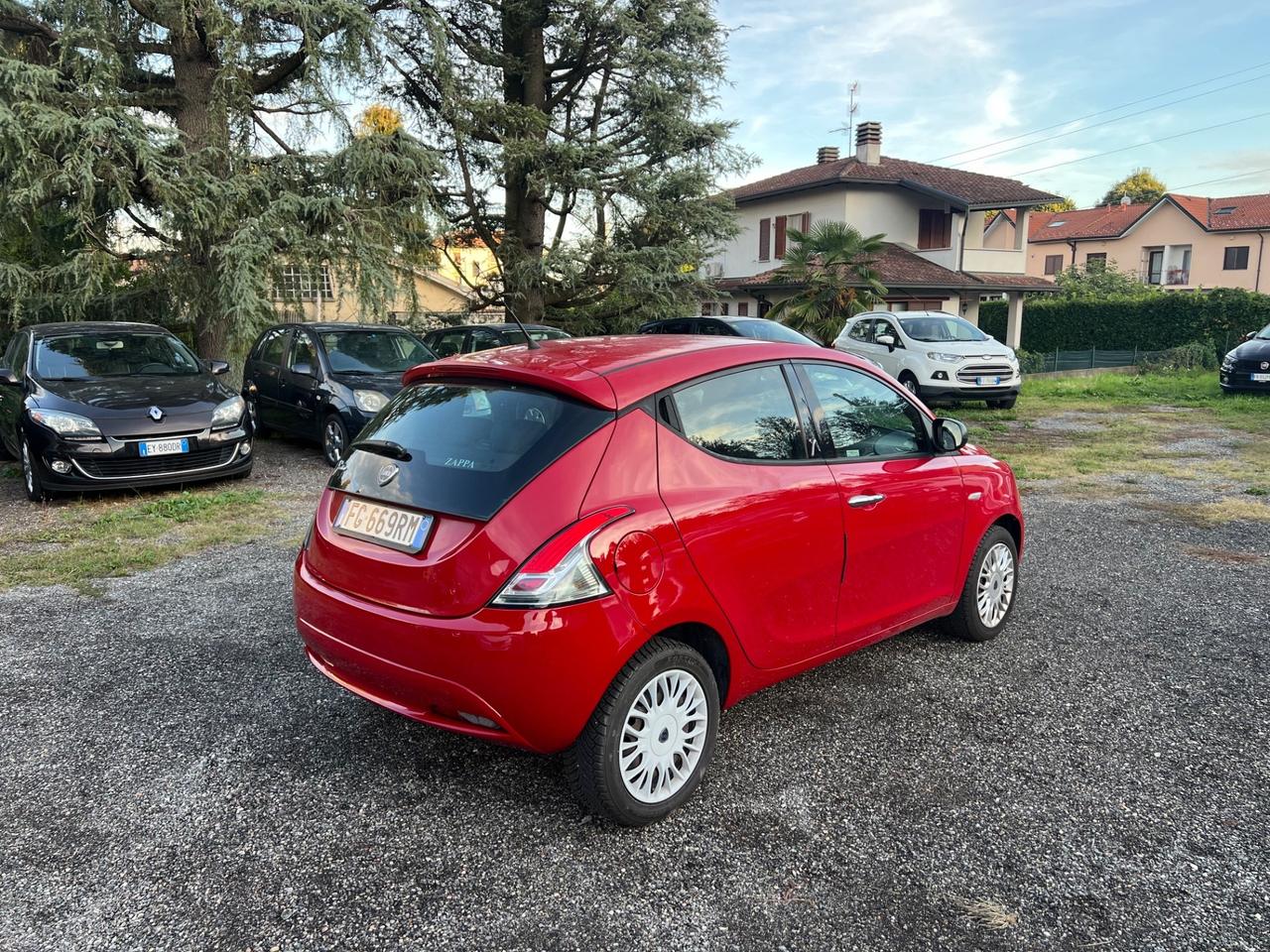 Lancia Ypsilon 1.2 69 CV 5 porte Mya