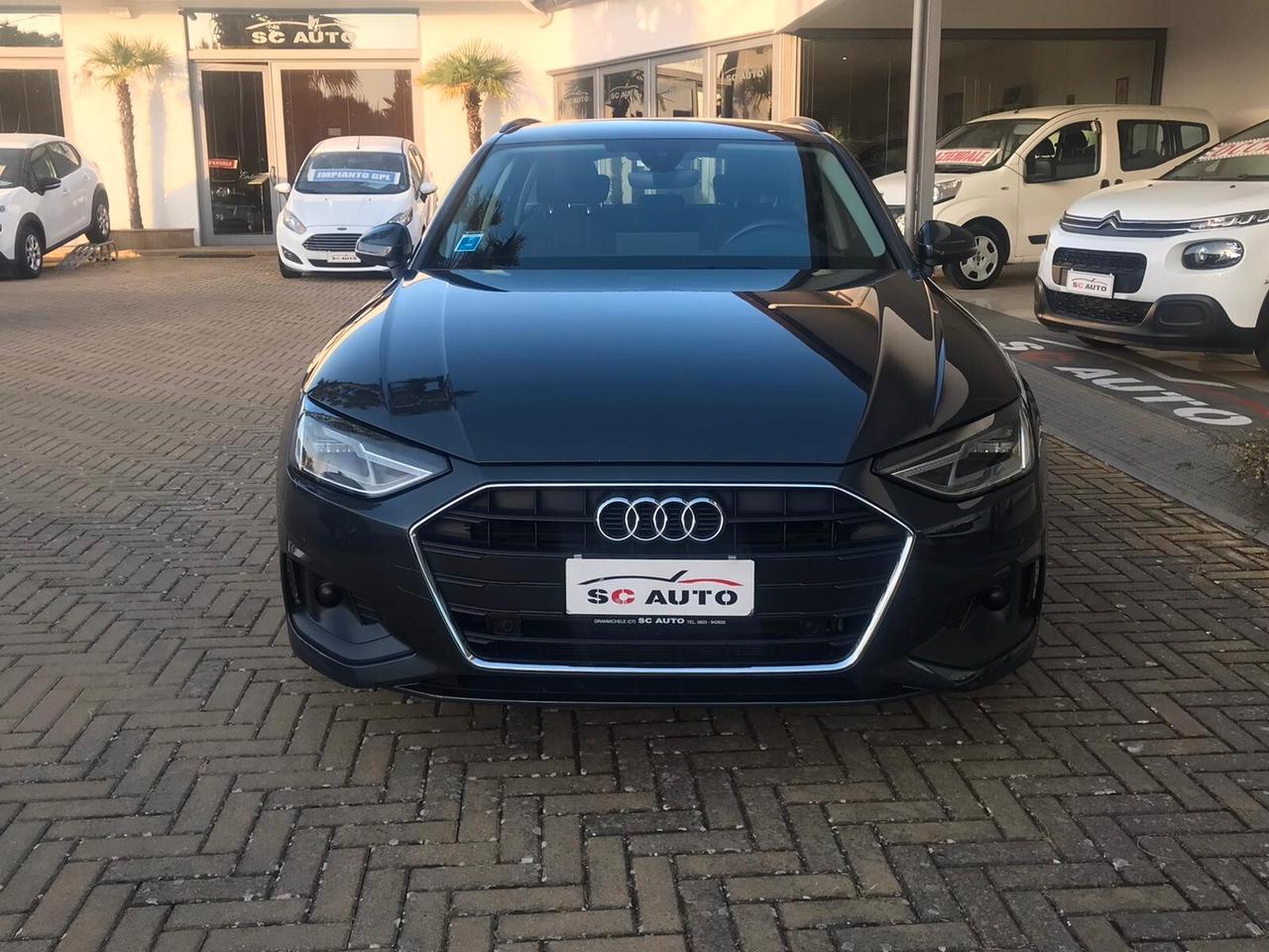 Audi A4 Avant 40 TDI quattro S tronic Business