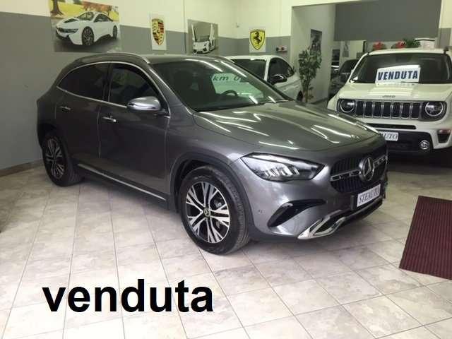 Mercedes-Benz GLA 200 "PROGRESSIVE" AUTOMATICA