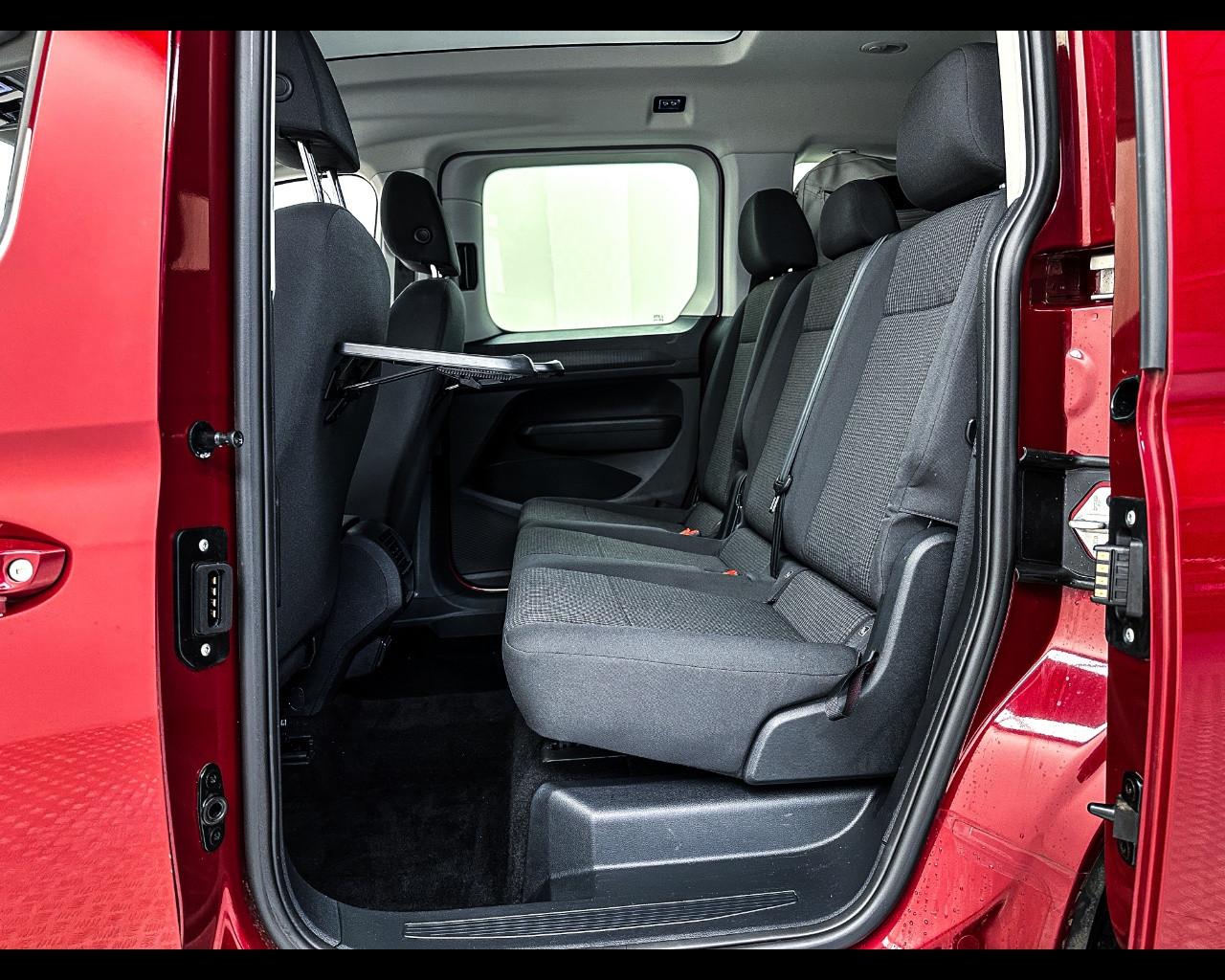 VOLKSWAGEN VOLKSWAGEN CADDY CALIFORNIA 1.5 TSI