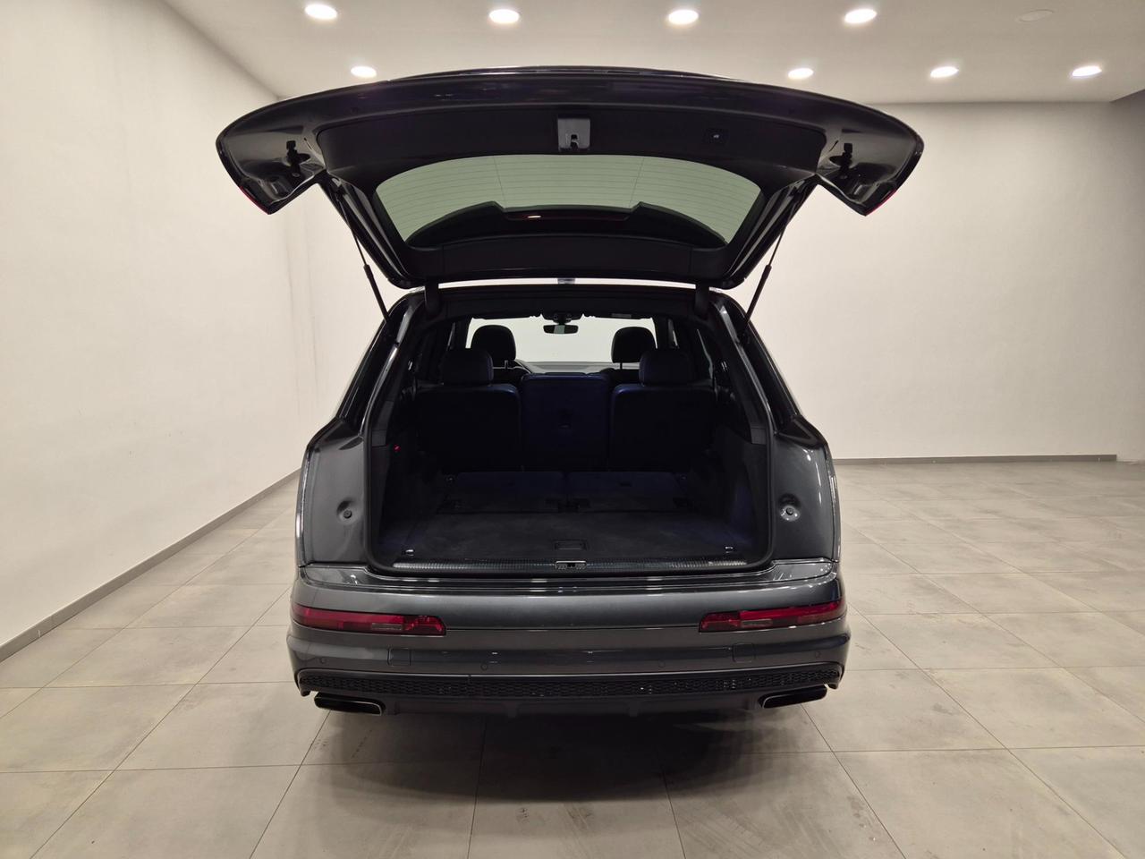 Audi Q7 3.0 tdi S Line quattro tiptronic - Cam - Cruise/Lim - Tetto