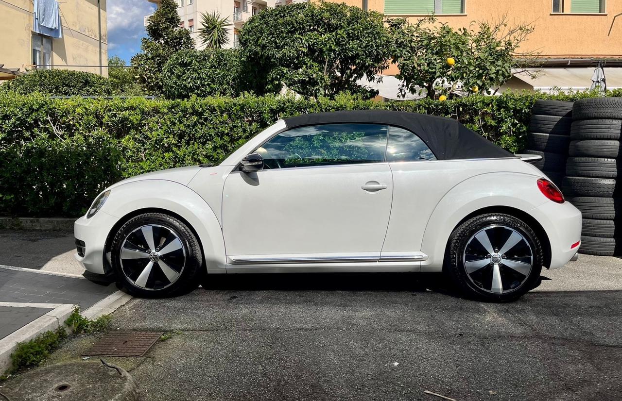 Volkswagen Maggiolino Cabrio 2.0 TDI SPORT SEDILI IN PELLE PRONTA CONSEGNA