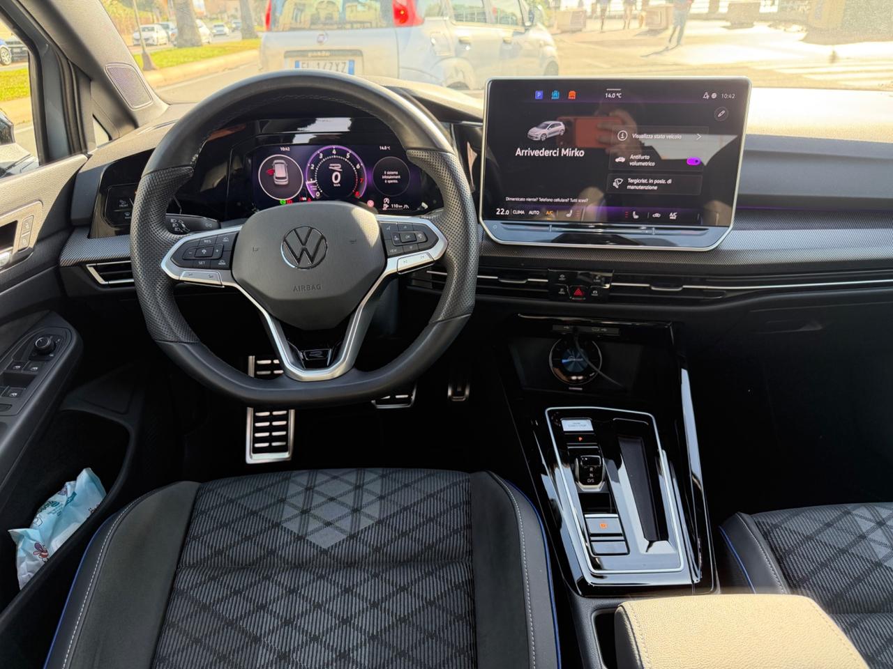 Volkswagen Golf 1.5 eTSI 115 CV DSG R-Line