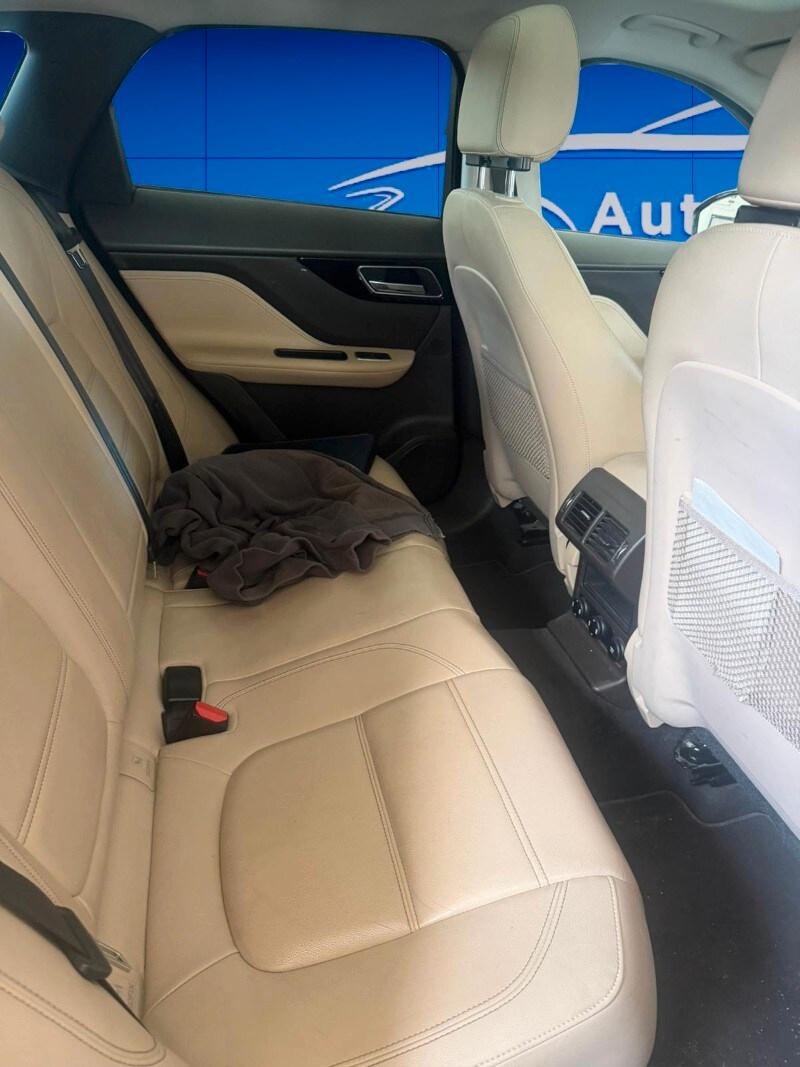 JAGUAR F-Pace (X761) F-Pace 2.0 D 180 CV ...