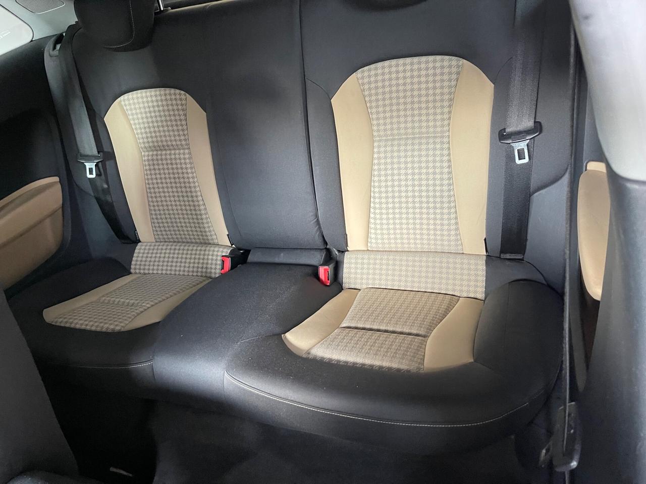 Audi A1 1.4 TFSI S tronic 119g Attraction