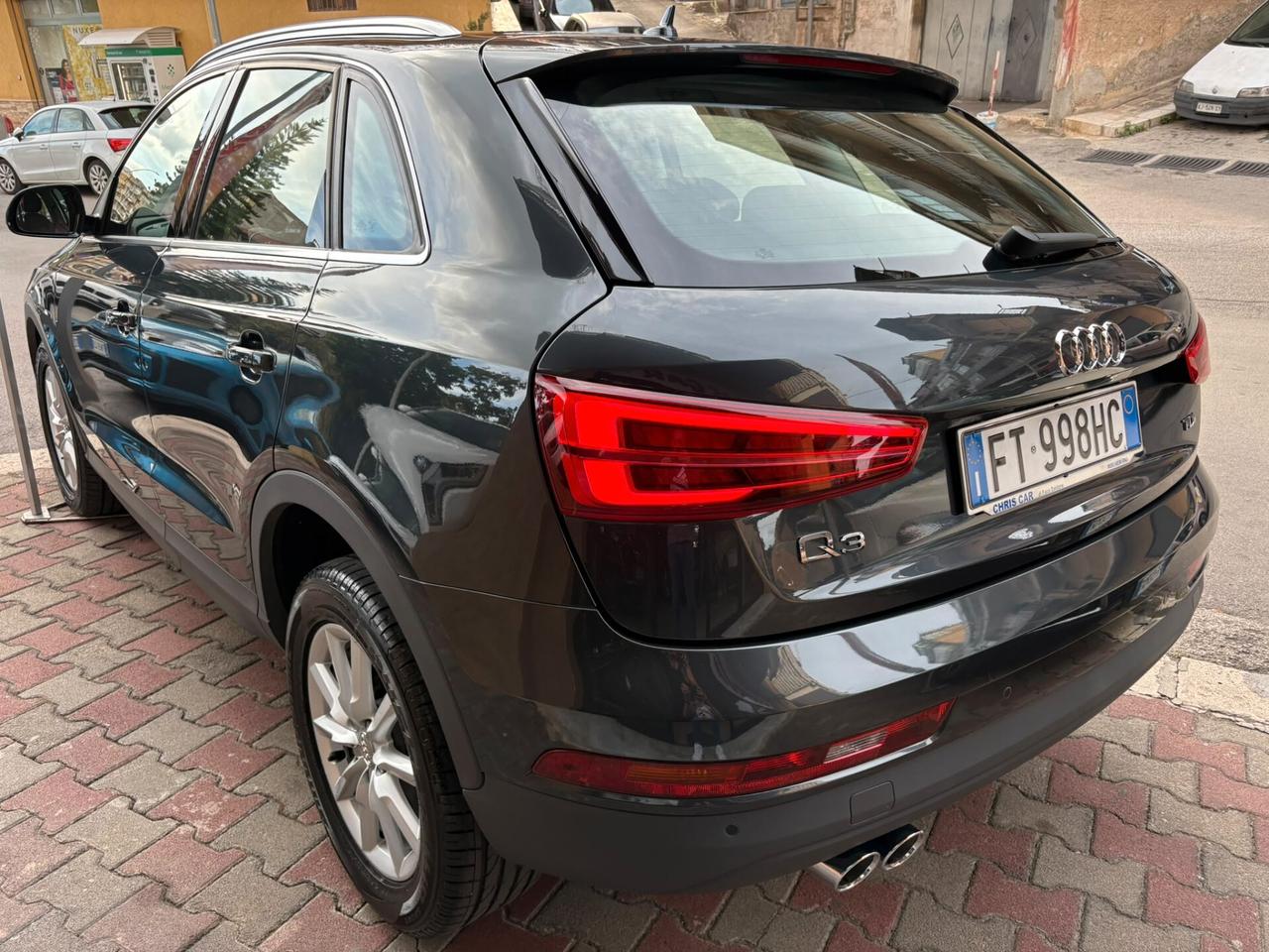 Audi Q3 2.0 TDI 120 CV Business