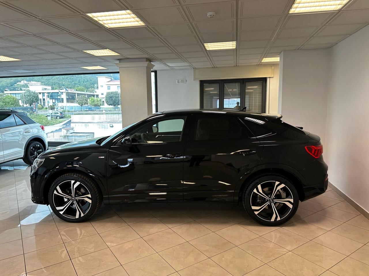 Audi Q3 SPB 40 TDI quattro S tronic S line edition