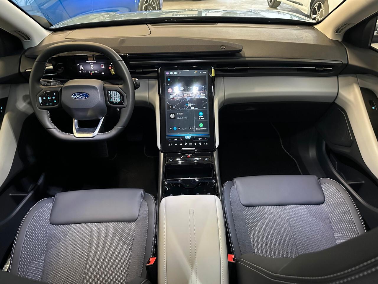 Ford Explorer-e EXPLORER STYLE