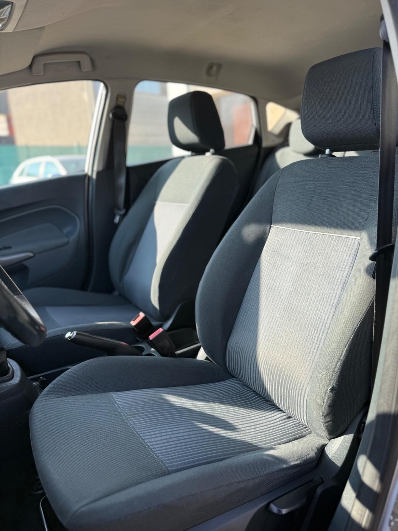 Ford Fiesta 1.4 TDCi 5p. Titanium