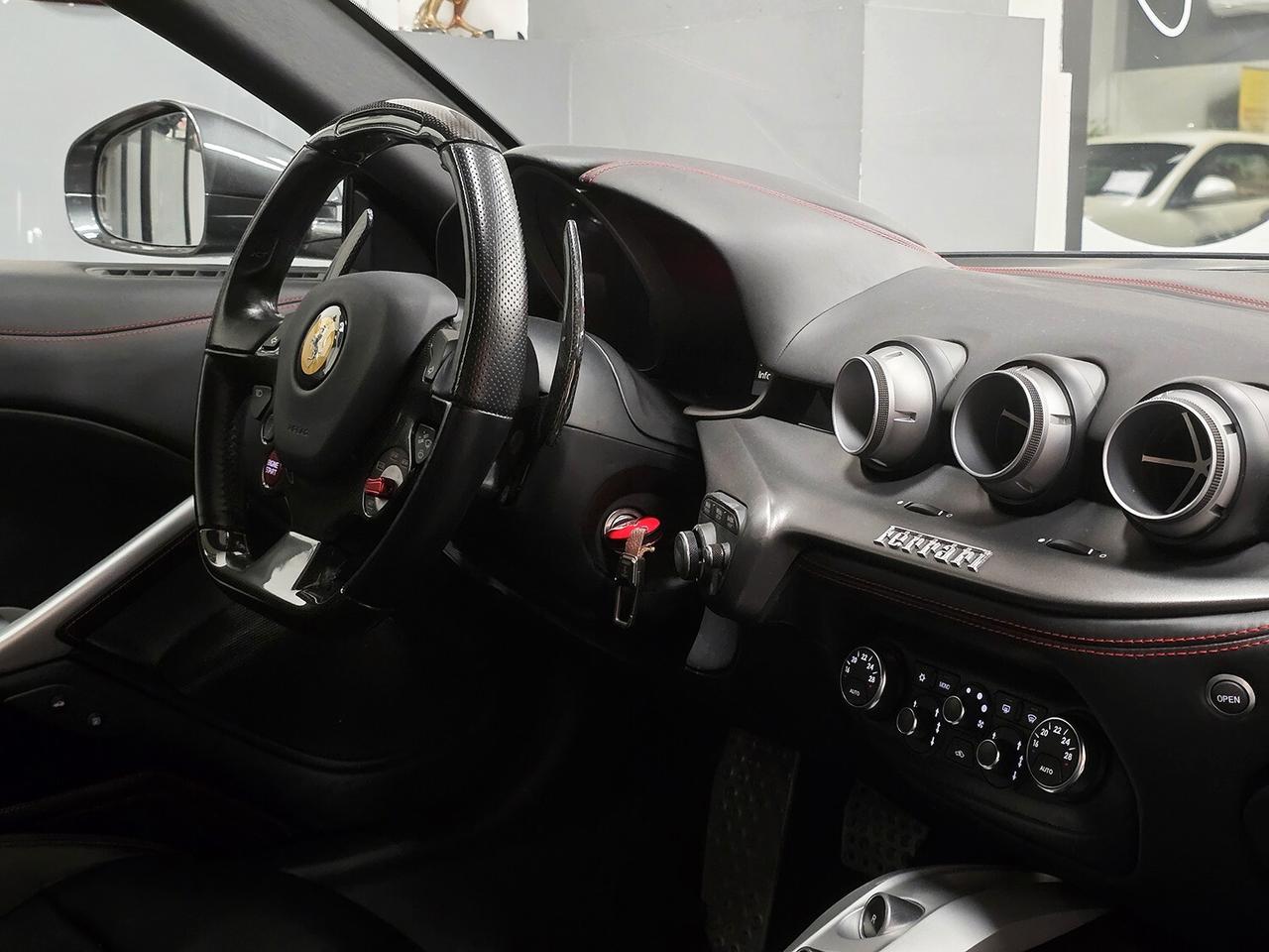Ferrari F12 Berlinetta 6.3 740CV V12 SERVICE BOOK_LED_CARBONIO _DAYTONA_GARANZIA 12 MESI