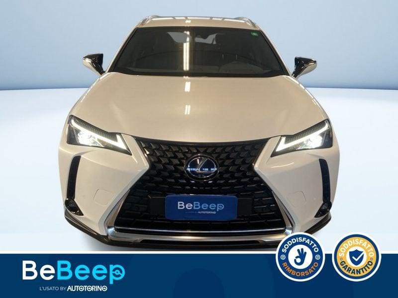 Lexus UX 2.0 PREMIUM 4WD CVT