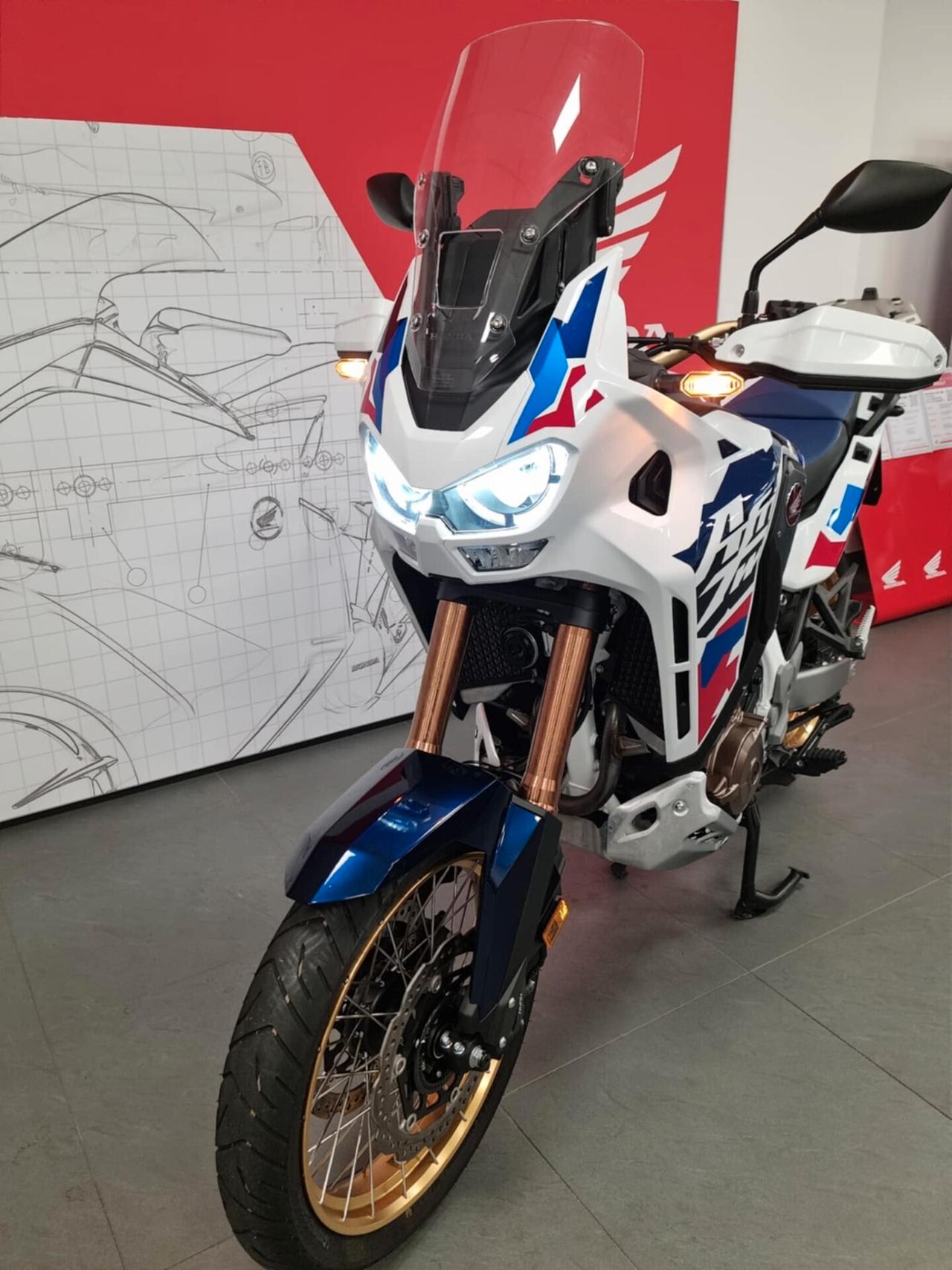 Honda CRF 1100 ADV SPORT DCT- 2024 - 7565 KM