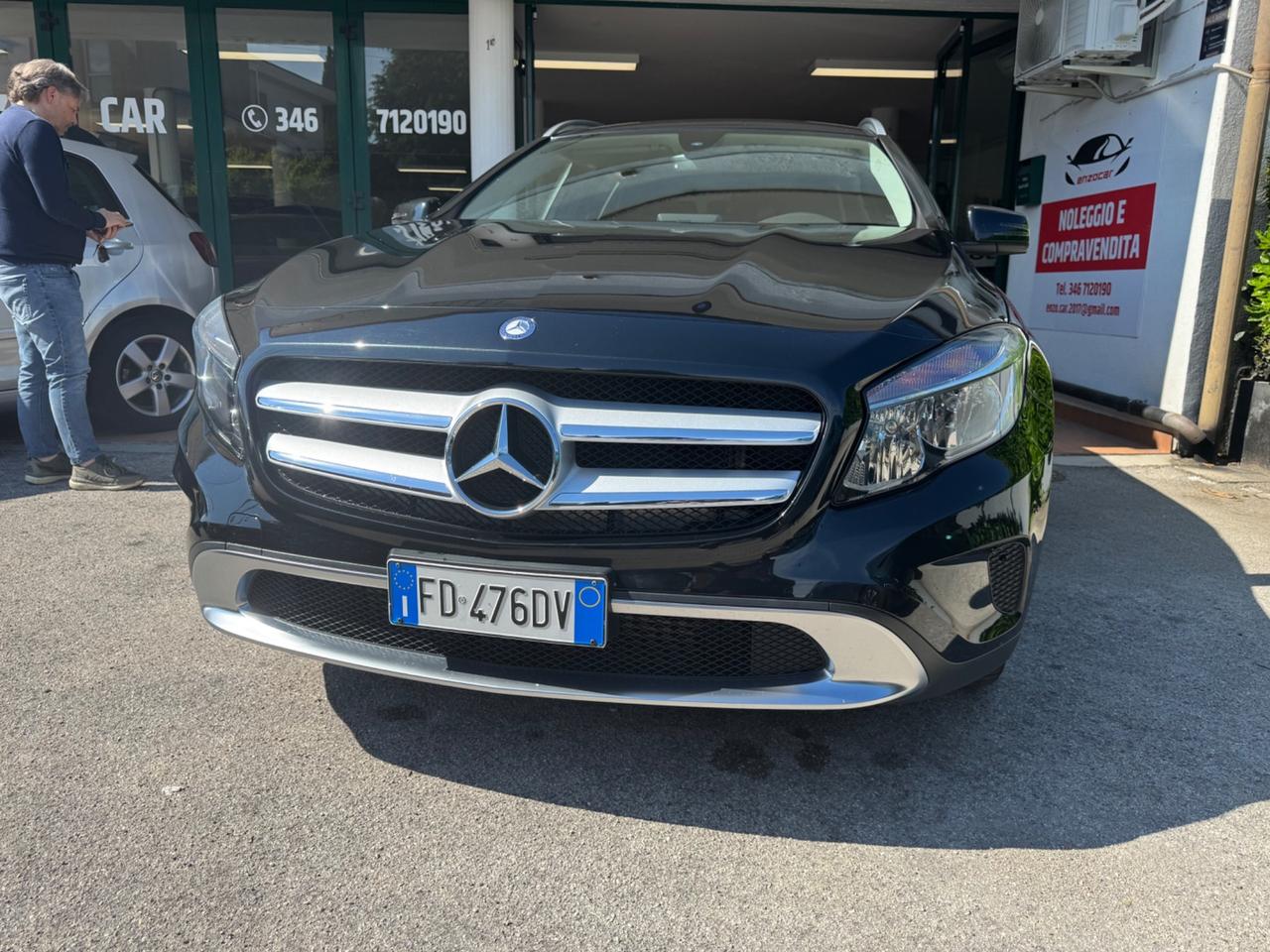 Mercedes-benz GLA 180 d Premium