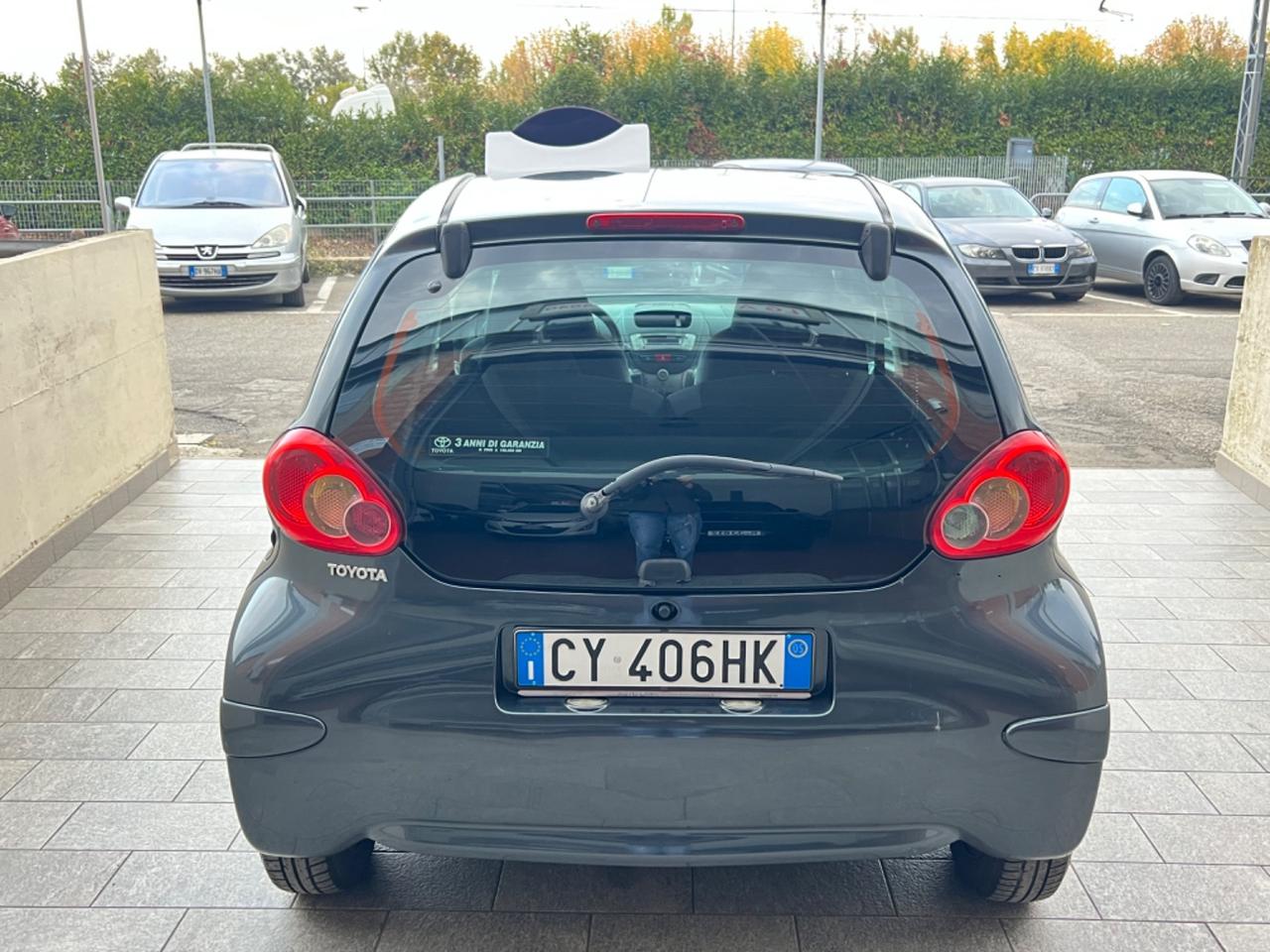 Toyota Aygo 1.0 12V VVT-i 5 porte Sol