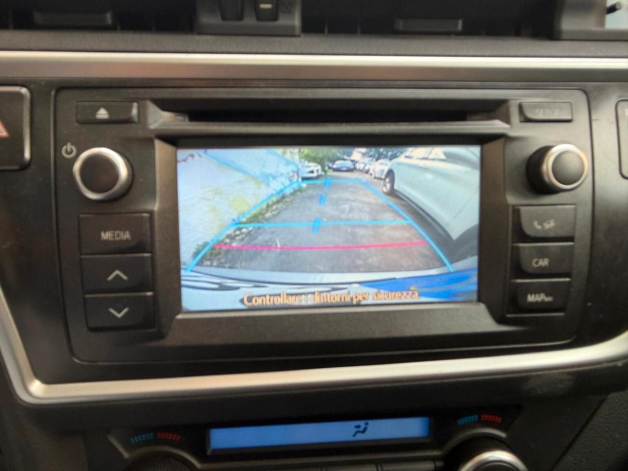 Toyota Auris Touring Sports 1.8 Hybrid Lounge