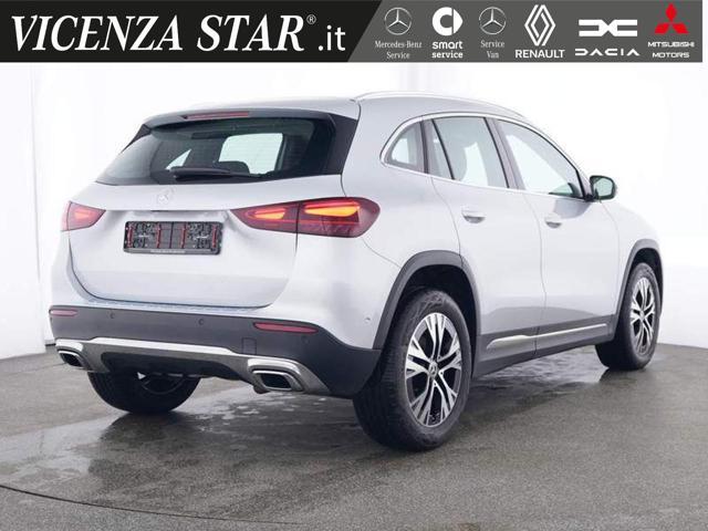 MERCEDES-BENZ GLA 180 d SPORT