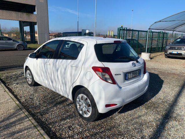 TOYOTA Yaris 1.0 5 porte Active