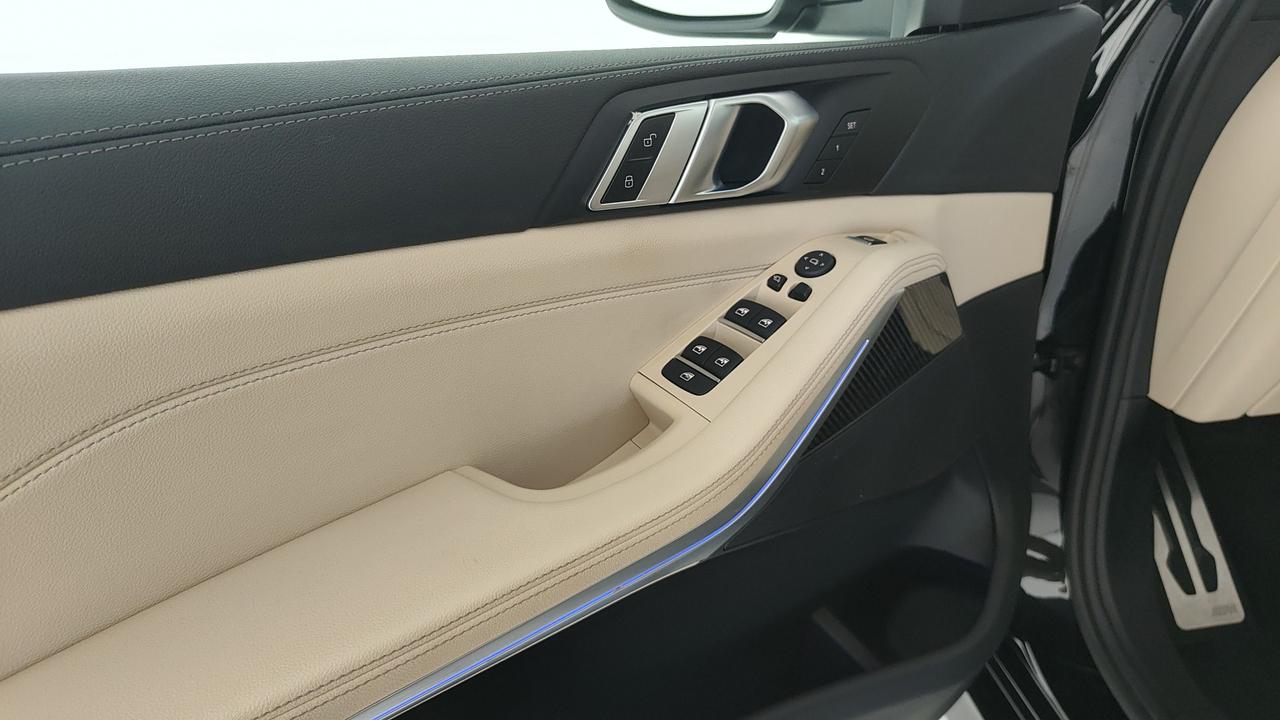 BMW X5 G05 2018 - X5 xdrive30d mhev 48V Msport auto