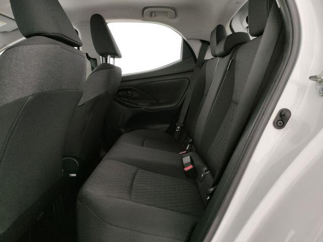 TOYOTA Yaris 1.0 5 porte Active