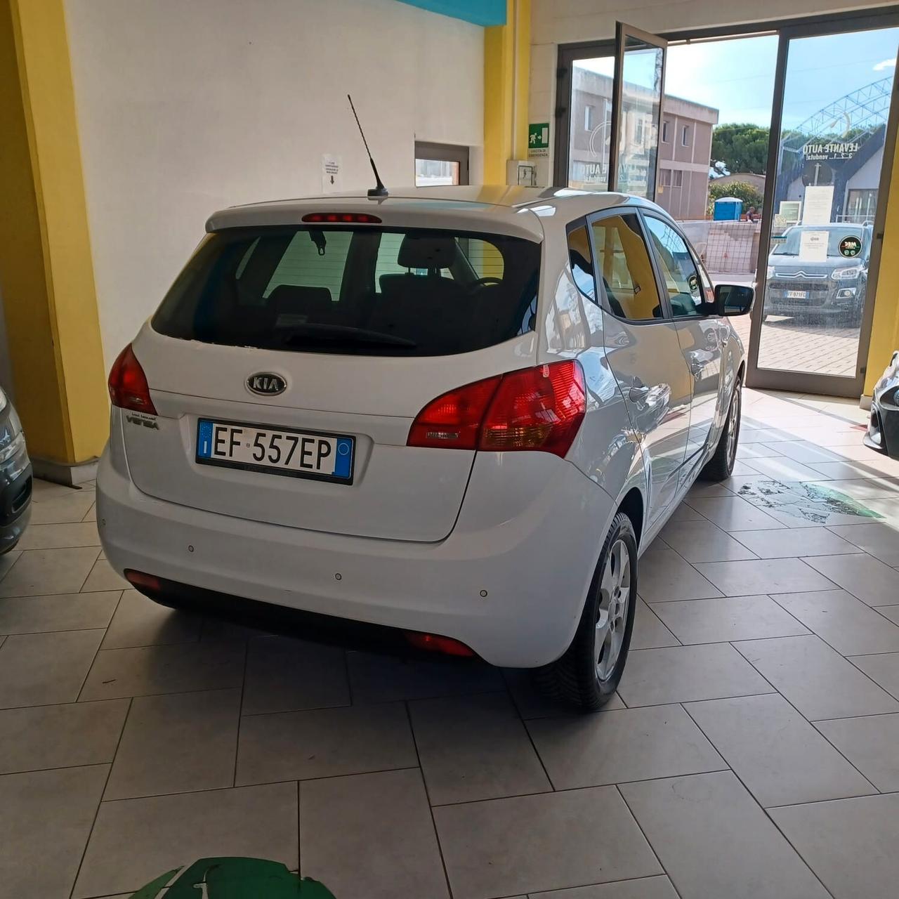 148.588KM KIA VENGA 1.4 BEN CONSERVATA