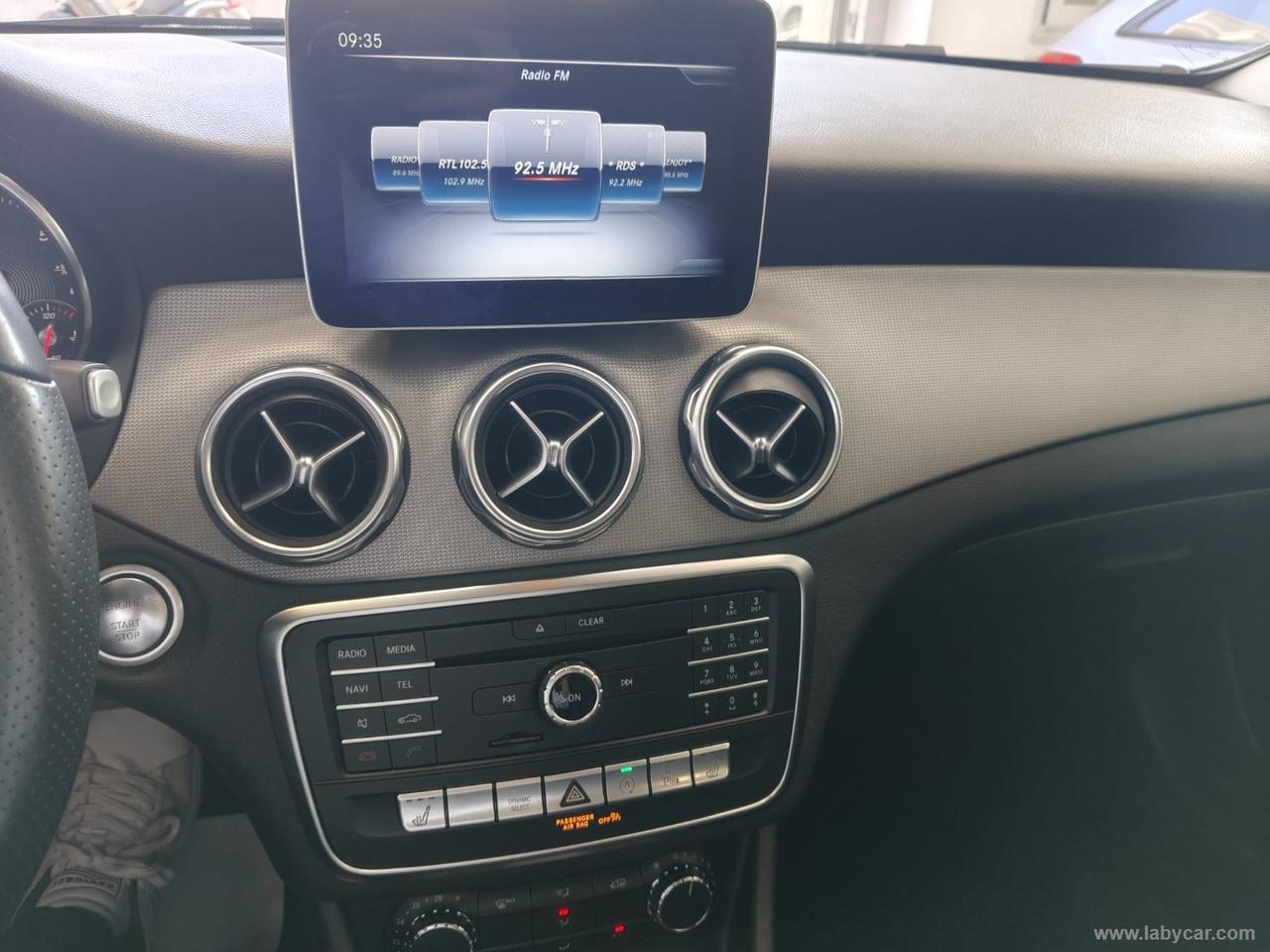 MERCEDES-BENZ GLA 200 d Automatic Sport