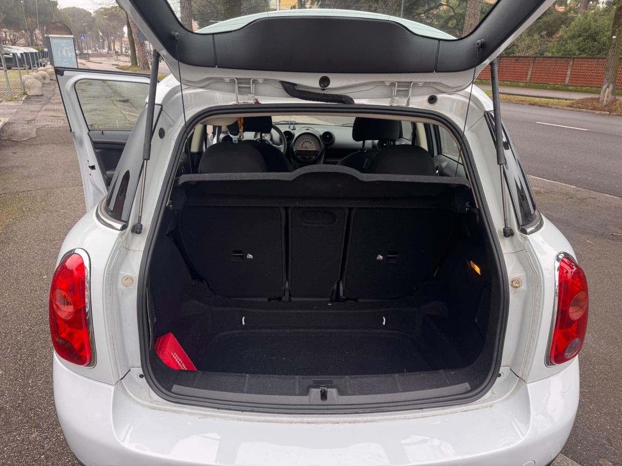 Mini Cooper D Countryman 1.6 NEOPAT GARANZIA 1 A