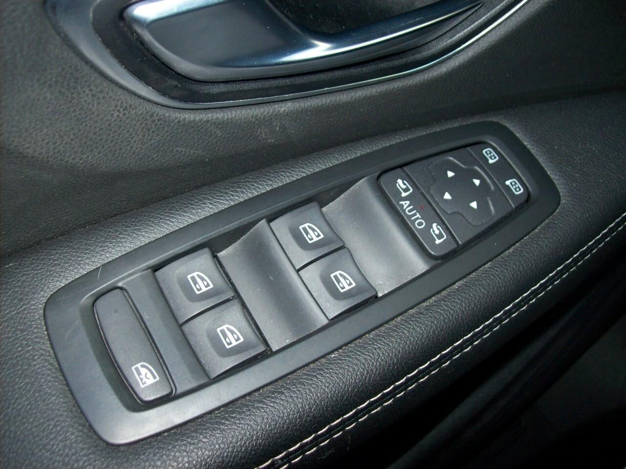 Renault Scenic 1.7 Blue dCi 120CV Sport Edition2