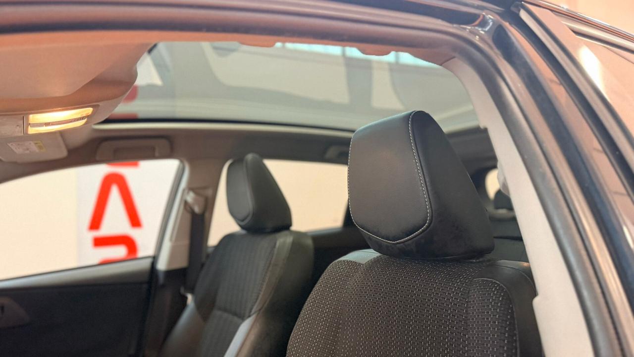 Toyota Auris 1.8 Hybrid 5 porte Lounge