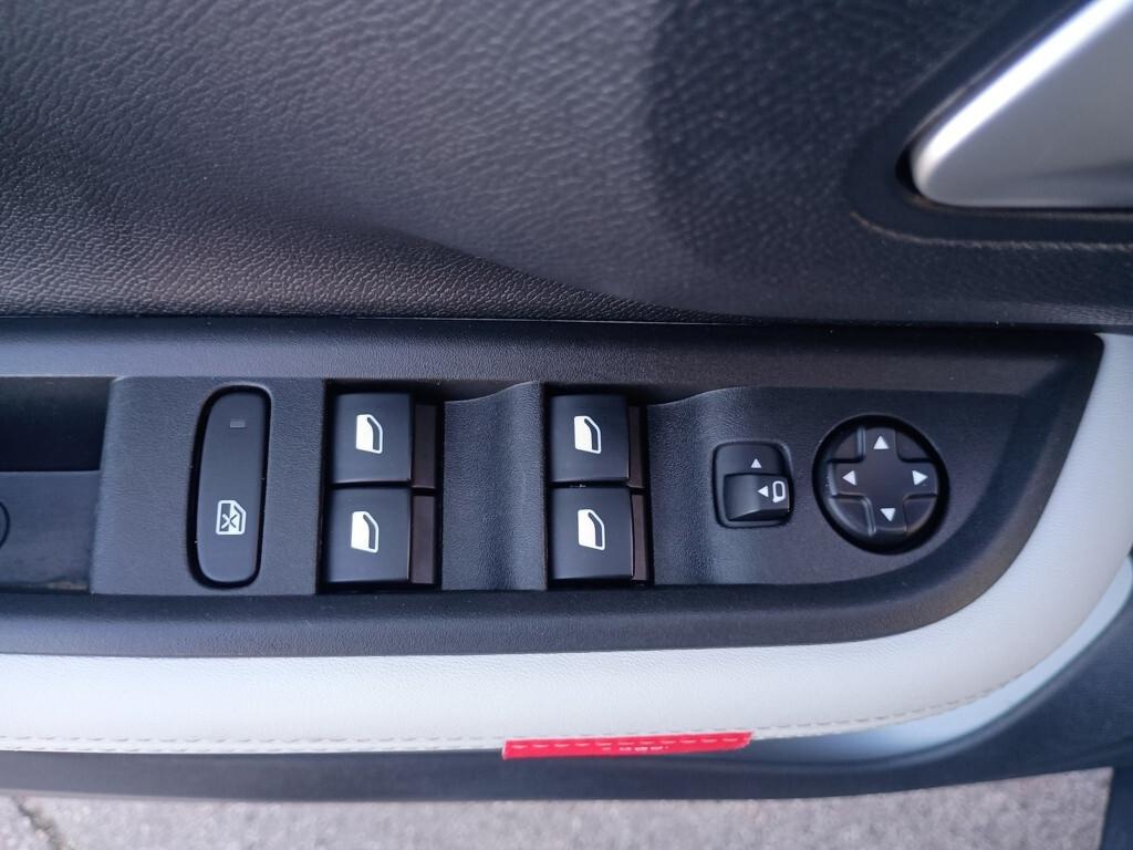 Citroen C3 1.2 100cv Max