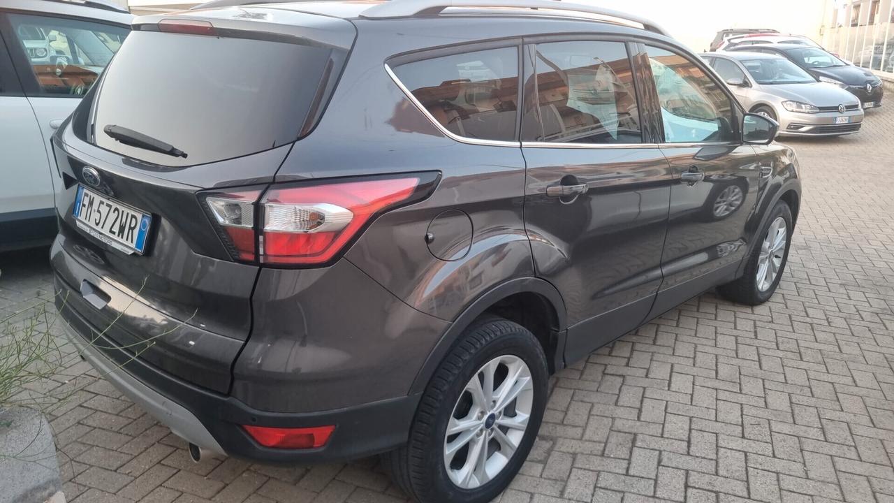Kuga 2.0 TDCI 150 CV S&S 4WD Powershift Vignale