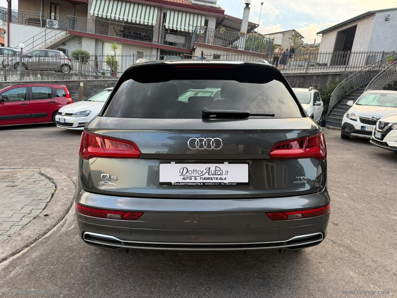 AUDI Q5 40 TDI quattro S tronic S line plus