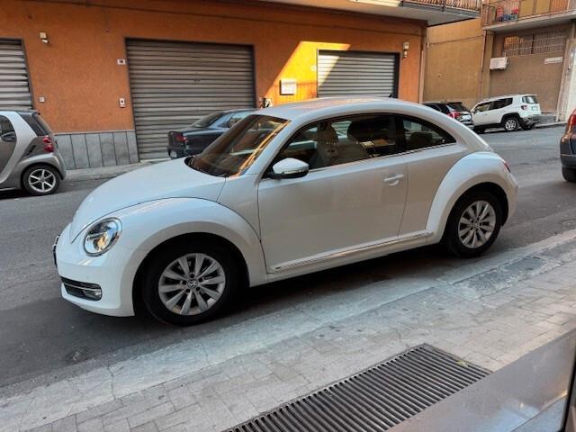 Volkswagen Maggiolino 1.6 TDI Design New Beetle