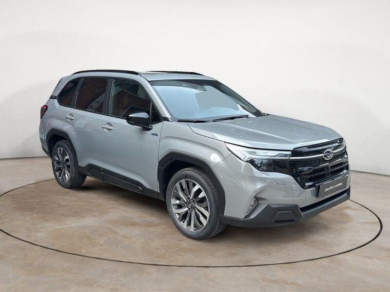 Subaru Forester 2.0 e-Boxer Premium auto