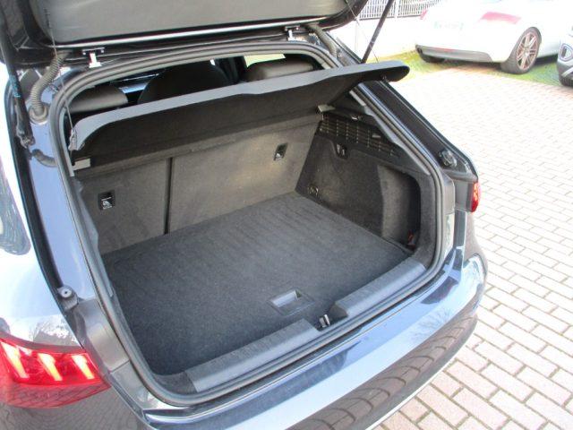 AUDI A3 SPB 35 TFSI S-tronic Business Advanced LED