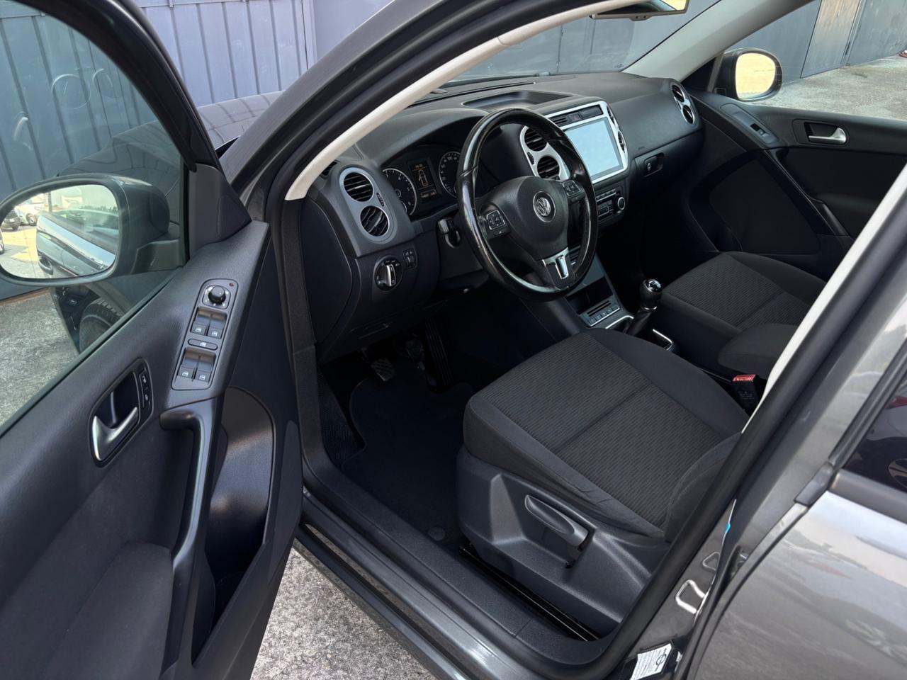 Volkswagen Tiguan 2.0 TDI. Garanzia 12 mesi