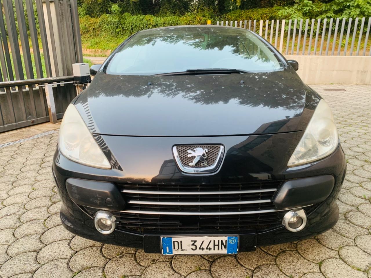 Peugeot 307 1.6 16V CC Tecno