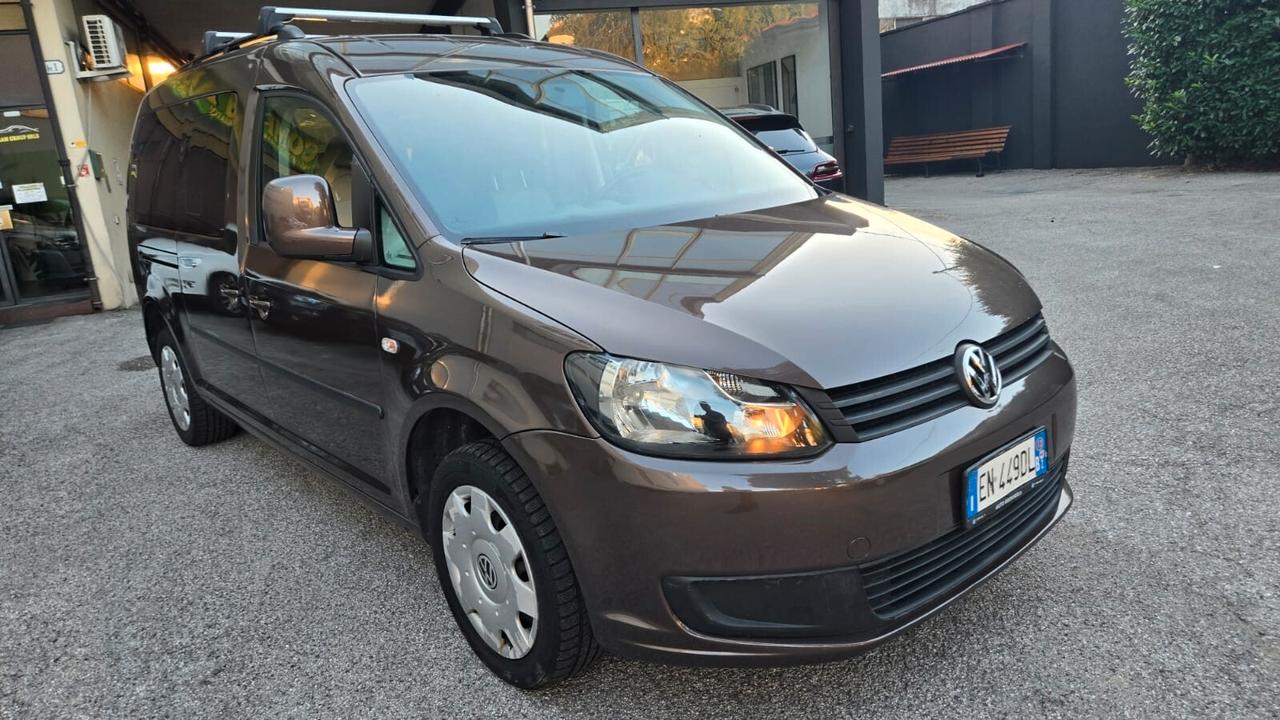 Volkswagen Caddy 7Posti Highline Maxi Neopatentati