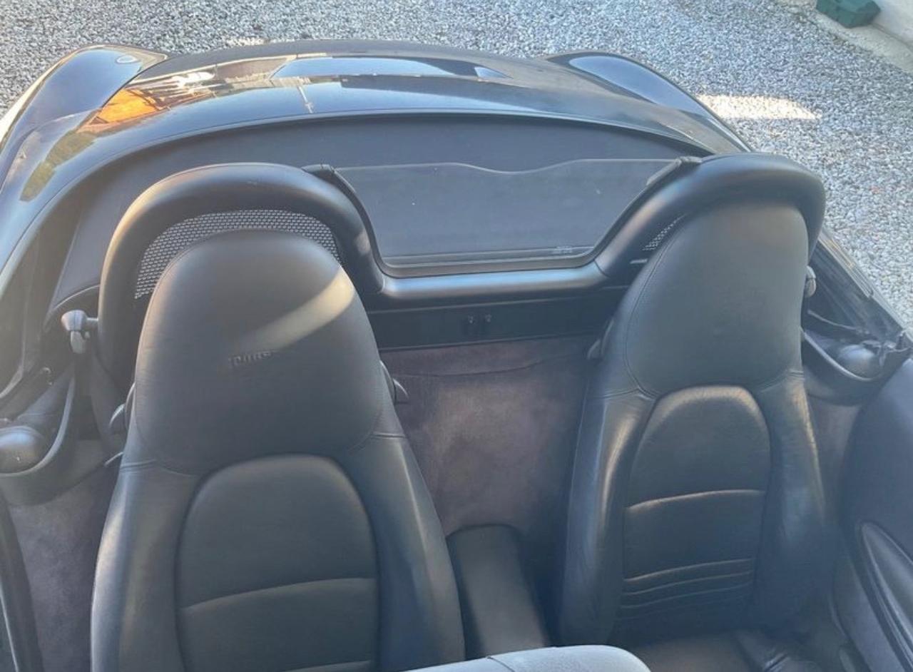 Porsche Boxster 3.2i 24V cat S