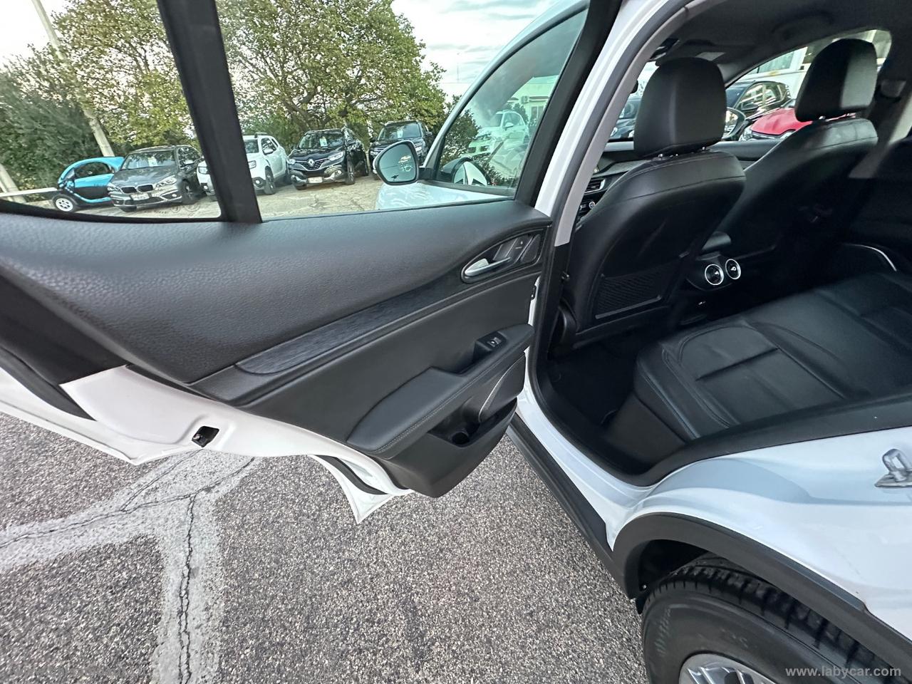 ALFA ROMEO Stelvio 2.2 T.diesel 160CV AT8 RWD Bus.