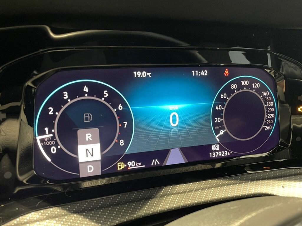 Volkswagen Golf VIII 2020 1.5eTSI 130CV DSG R-Line (MHEV) - IVA ESPOSTA