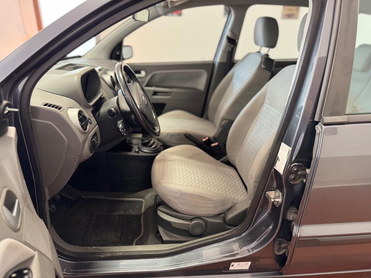 Ford Fusion 1.6 16V 5p. 74kw perfetta
