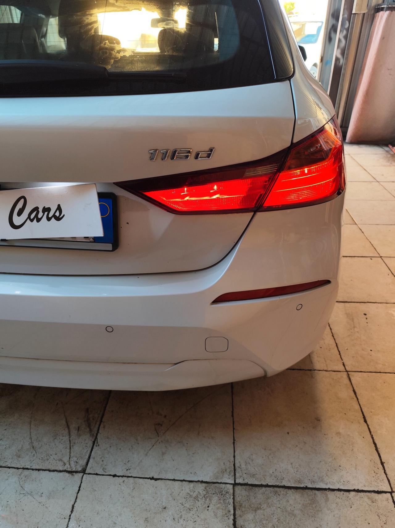 Bmw 116 116d 5p. Advantage