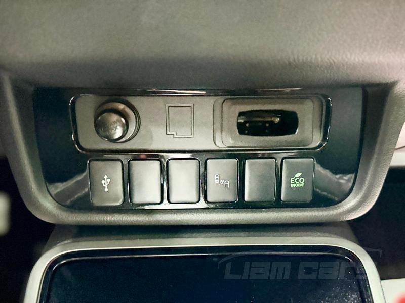 Mitsubishi Outlander phev 2.4 Instyle Plus 4wd