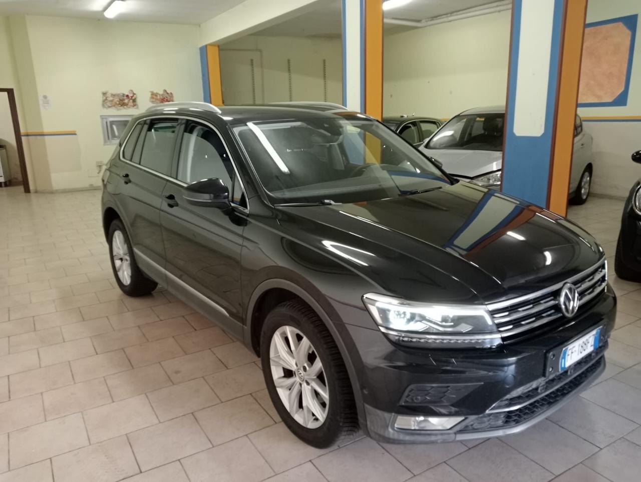Volkswagen Tiguan 2.0 TDI SCR DSG 4MOTION Executive BMT