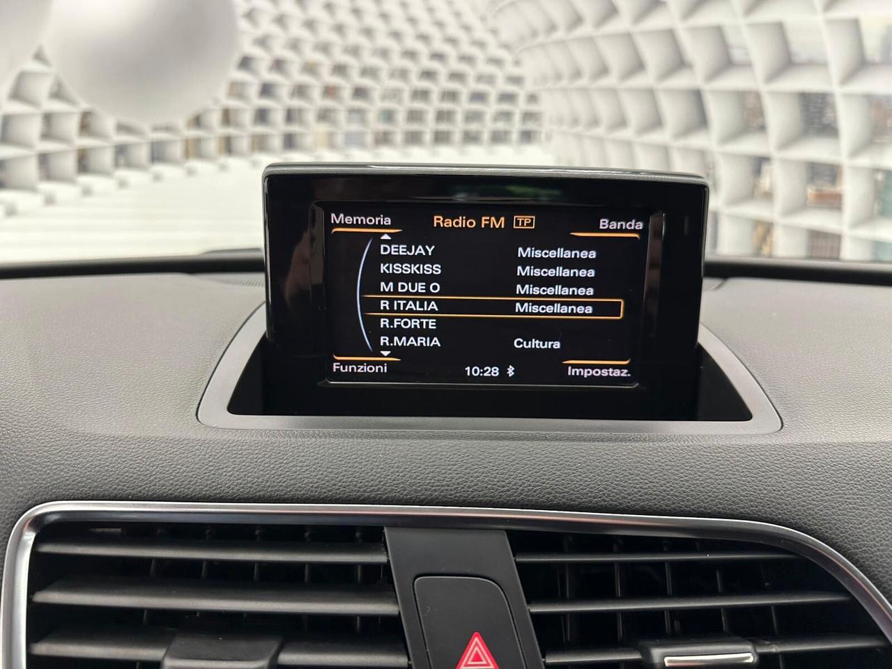 Audi Q3 2.0 TDI-KM CERTIFICATI-PERMUTE-12 MESI DI GARANZIA