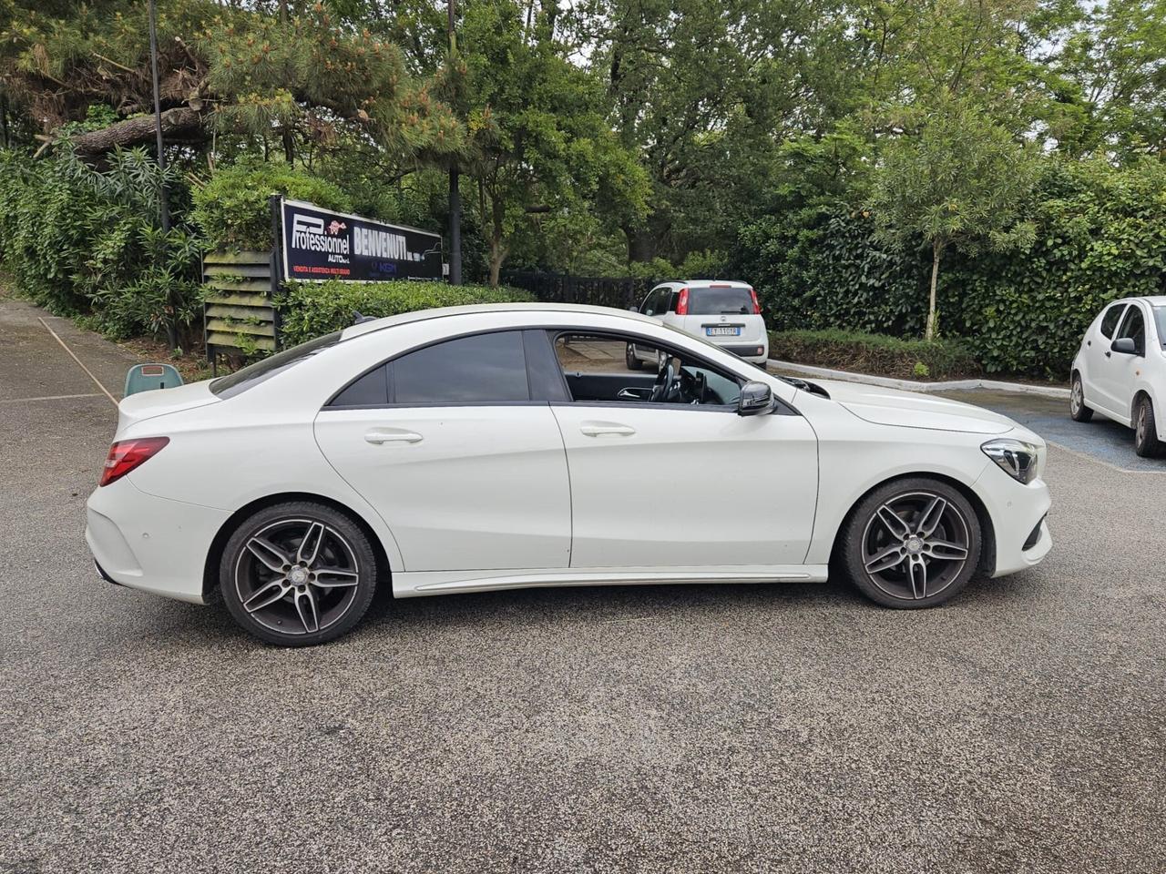 Mercedes-benz CLA 200 d Premium