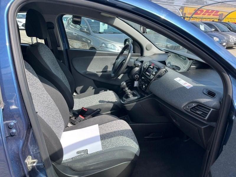 Lancia Ypsilon Ypsilon 1.0 FireFly 5 porte S&S Hybrid Silver Plus