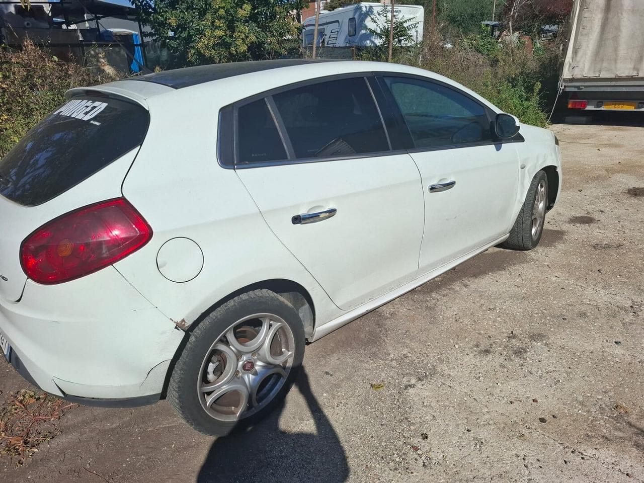FIAT BRAVO 2012 SINISTRATA MARCIANTE EURO5